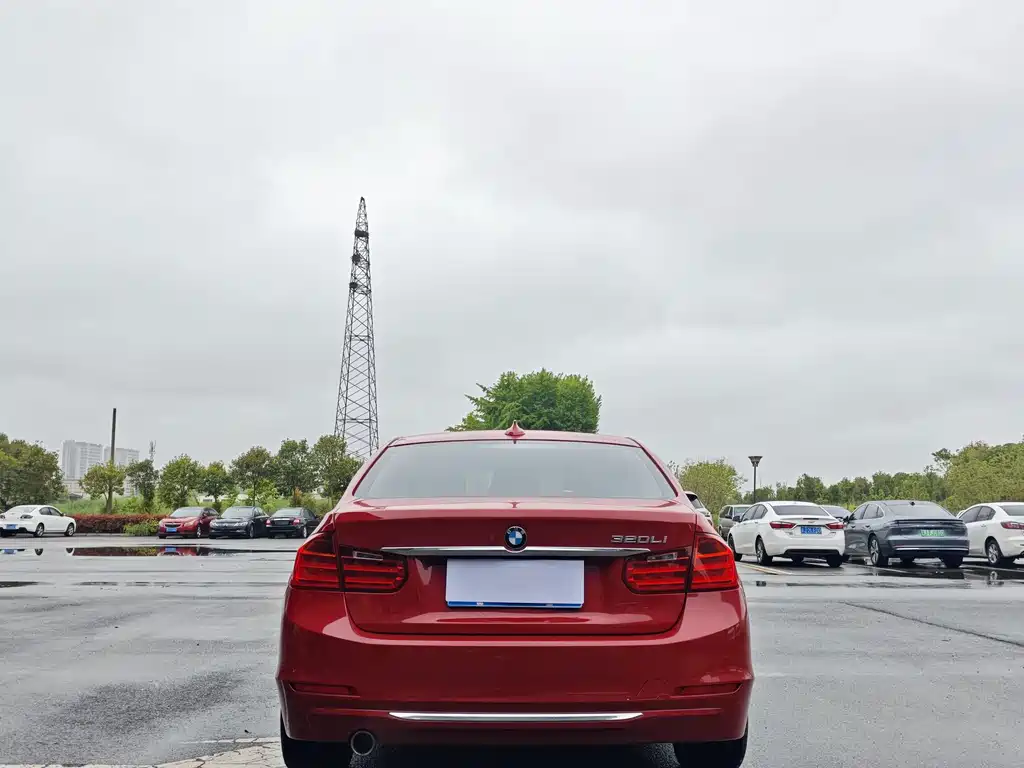 BMW 3 Series — миниатюра 2