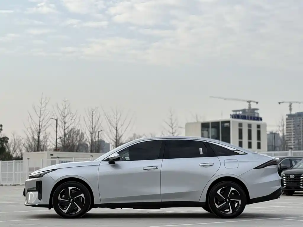 GEELY GALAXY GALAXY L6