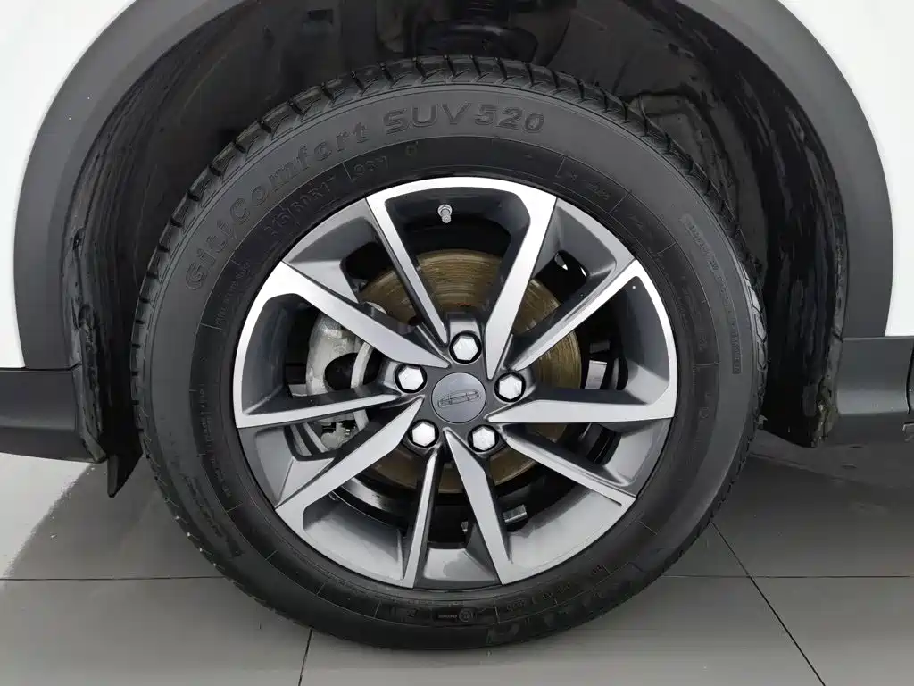Geely Binyue — миниатюра 17