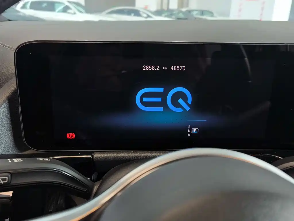 Mercedes-Benz EQA — миниатюра 9