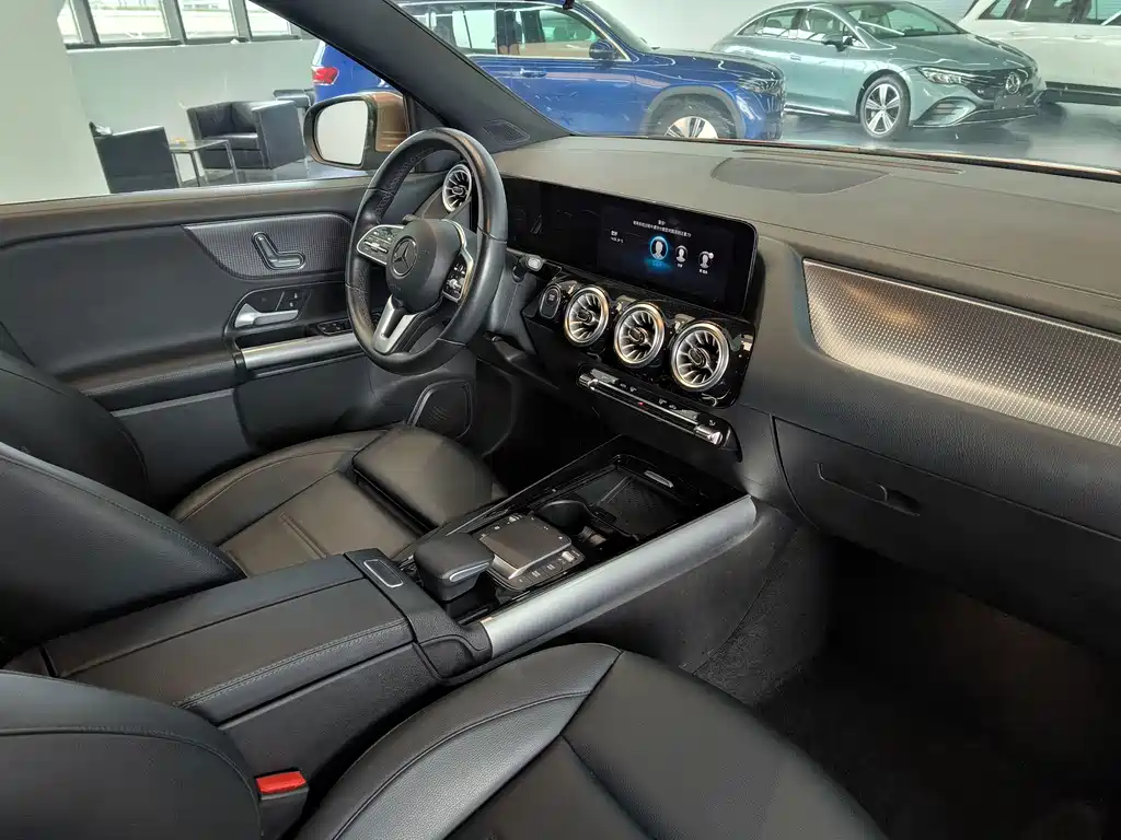 Mercedes-Benz EQA — миниатюра 14