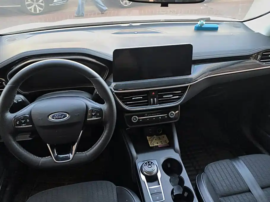 Ford Focus — миниатюра 12