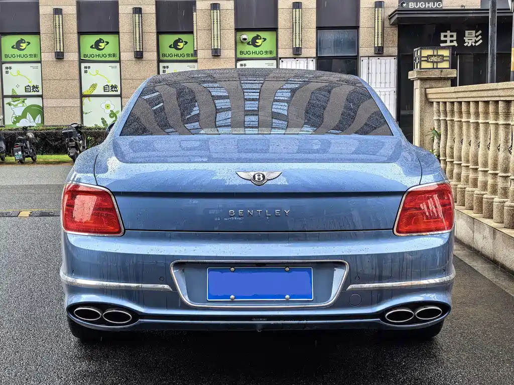 Bentley Flying Spur 2024 V8 Edition 8
