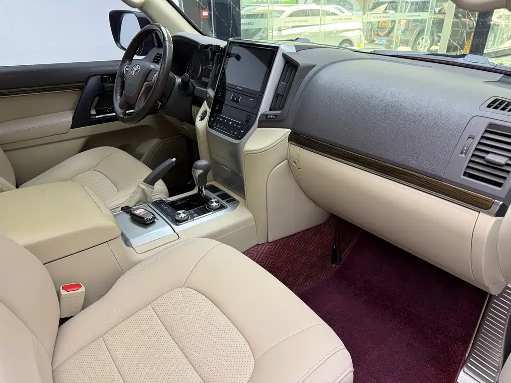Toyota Land Cruiser — миниатюра 20