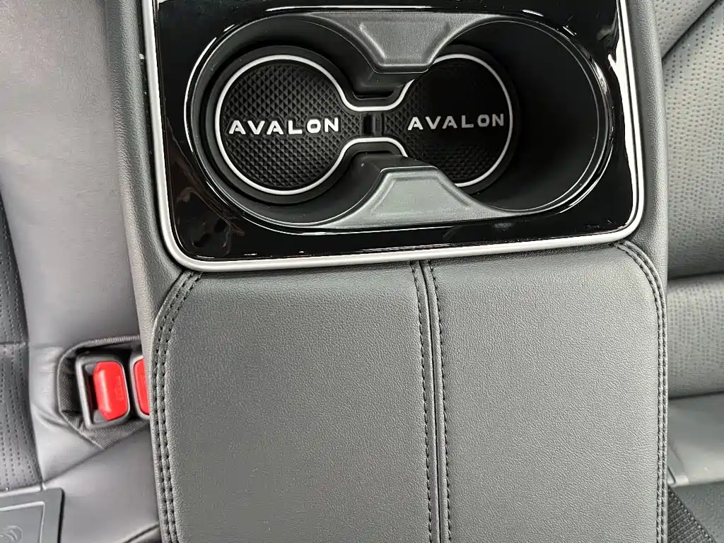 Toyota Avalon — миниатюра 20