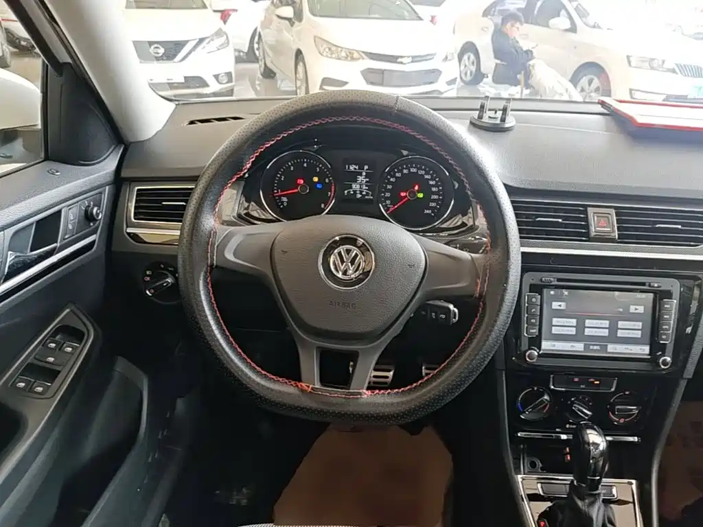 Volkswagen C-Trek — миниатюра 11