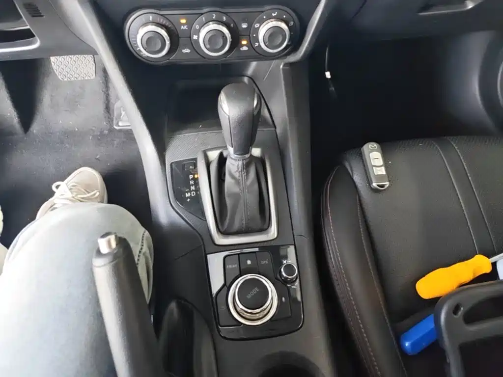 Mazda 3 Axela — миниатюра 14