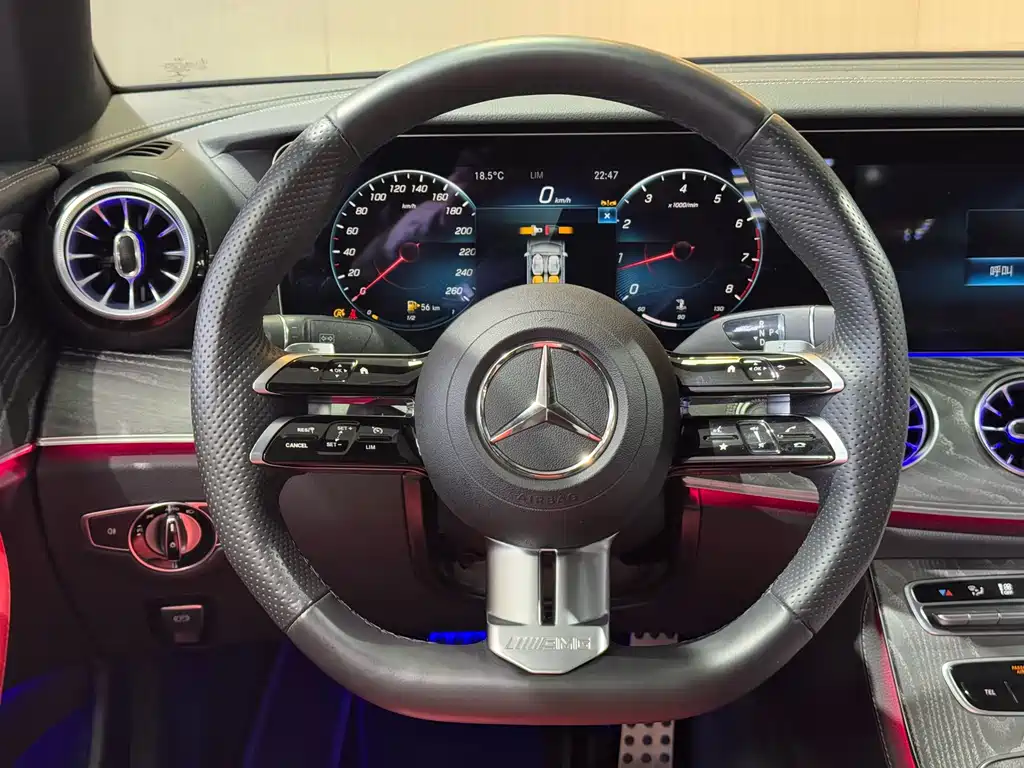 MERCEDES-BENZ E CLASS