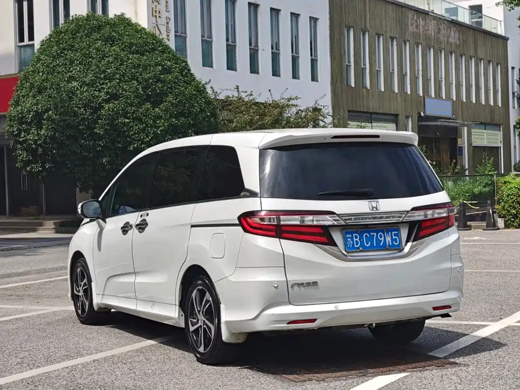 Honda Odyssey — миниатюра 7