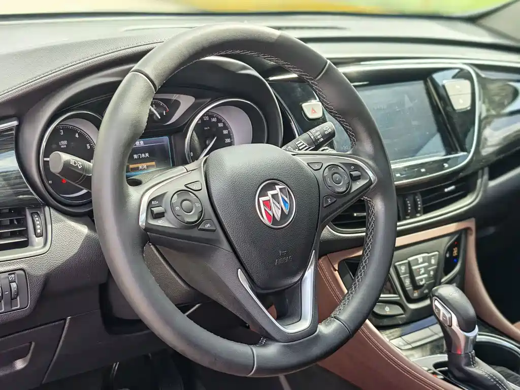 Buick Envision Plus — миниатюра 7