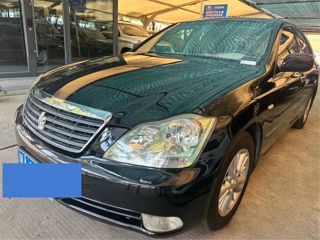 Купить Toyota Crown