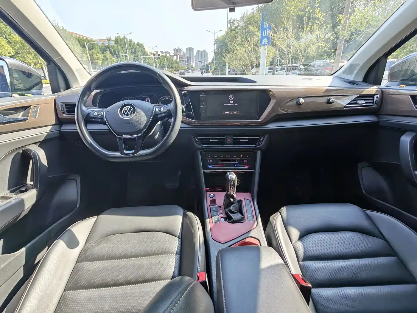 Volkswagen Ту Юэ
