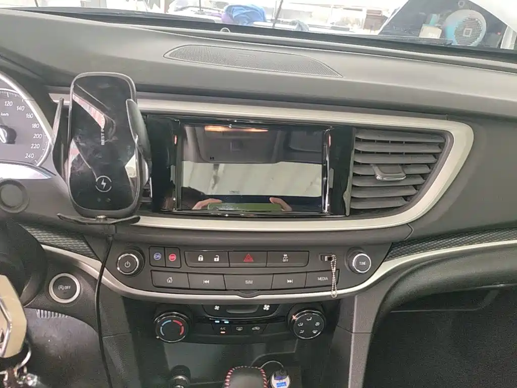 Buick Excelle — миниатюра 13
