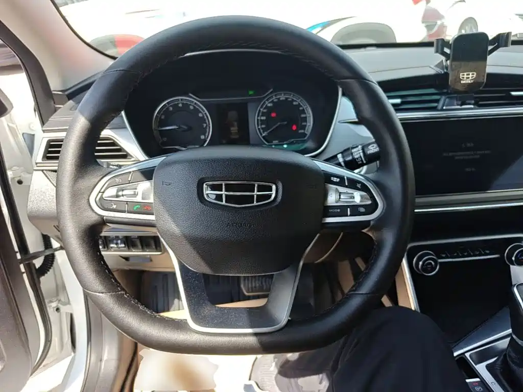 Geely Binrui — миниатюра 11