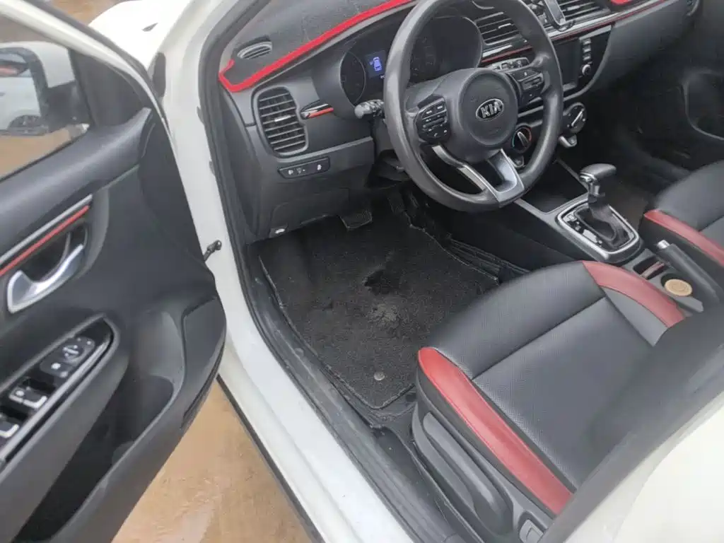Kia KX Cross — миниатюра 16