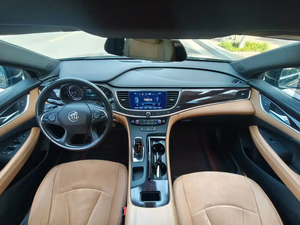 Buick LaCrosse — миниатюра 11
