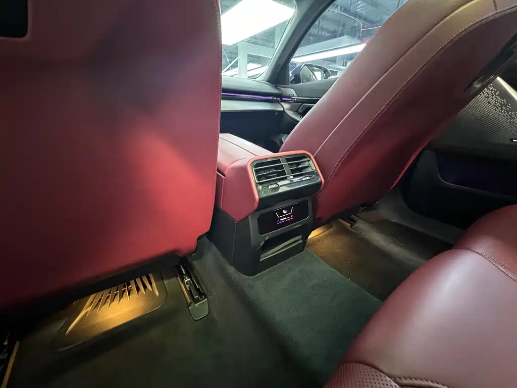 BMW 5 Series 5 2025 525Li Luxury