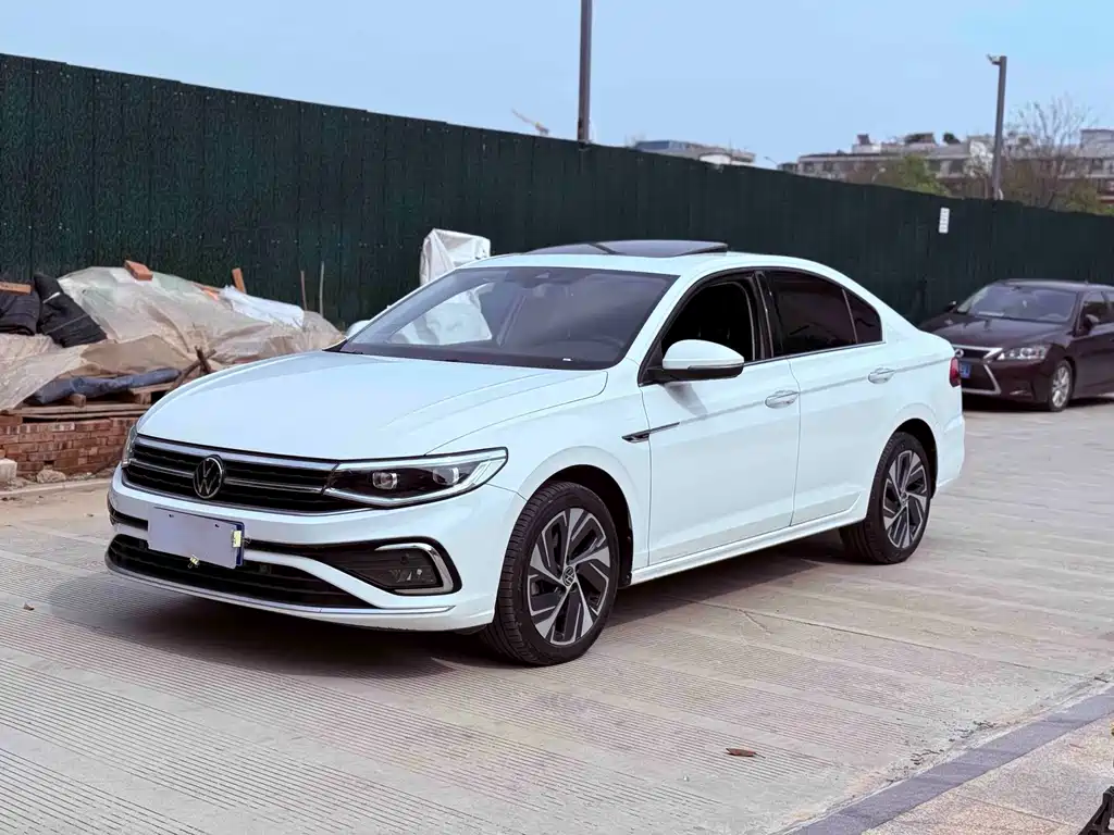 Volkswagen Bora 2023