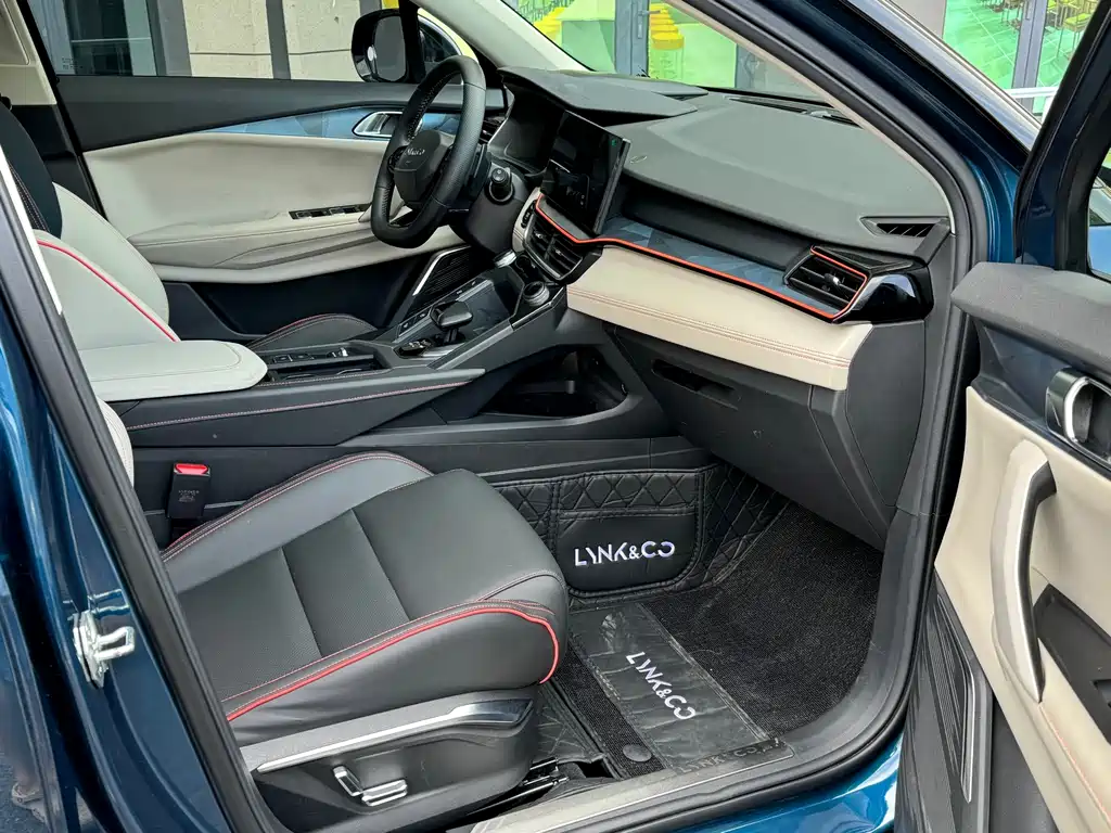 Lynk & Co 06 — миниатюра 9