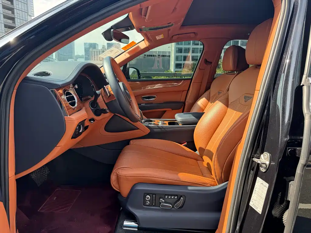 Bentley Bentayga 2021 4.0T V8