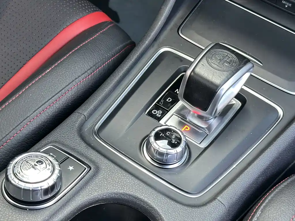 Mercedes-Benz CLA AMG — миниатюра 18