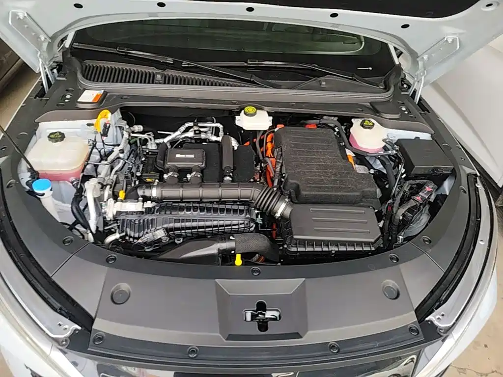 BYD Qin L — миниатюра 20