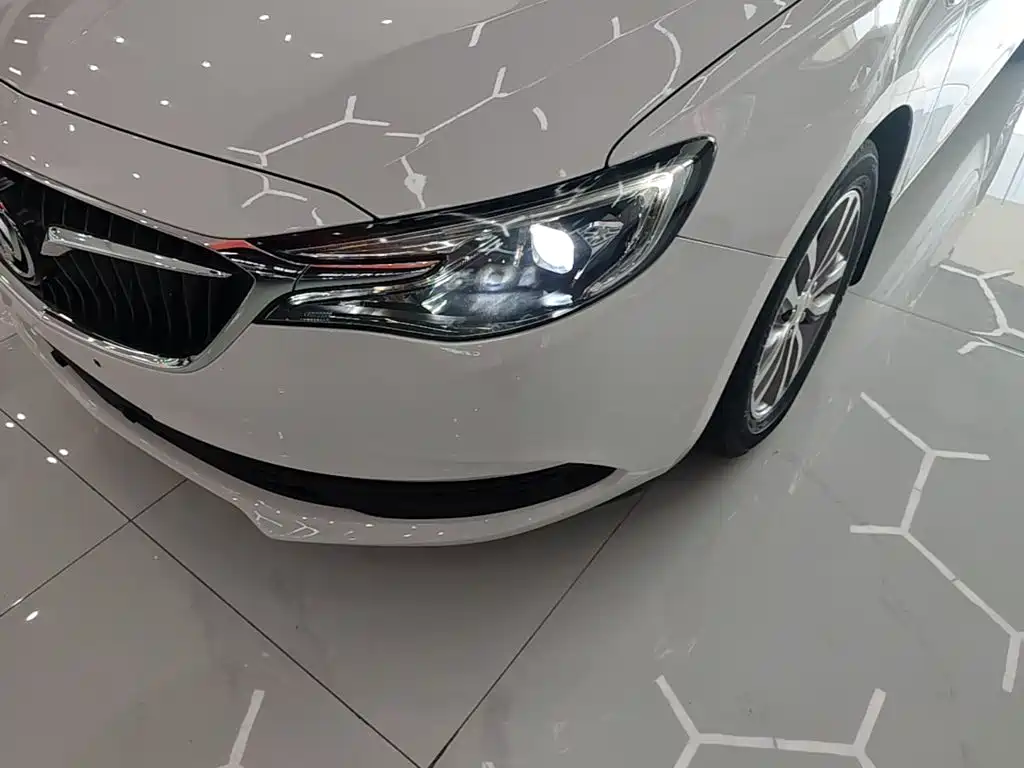 Buick Excelle — миниатюра 24