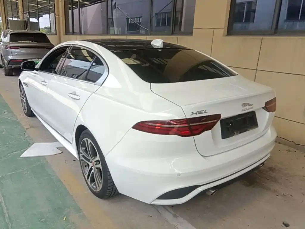 Jaguar XEL 2021 2.0T 250PS R-DYNAMIC S Sport