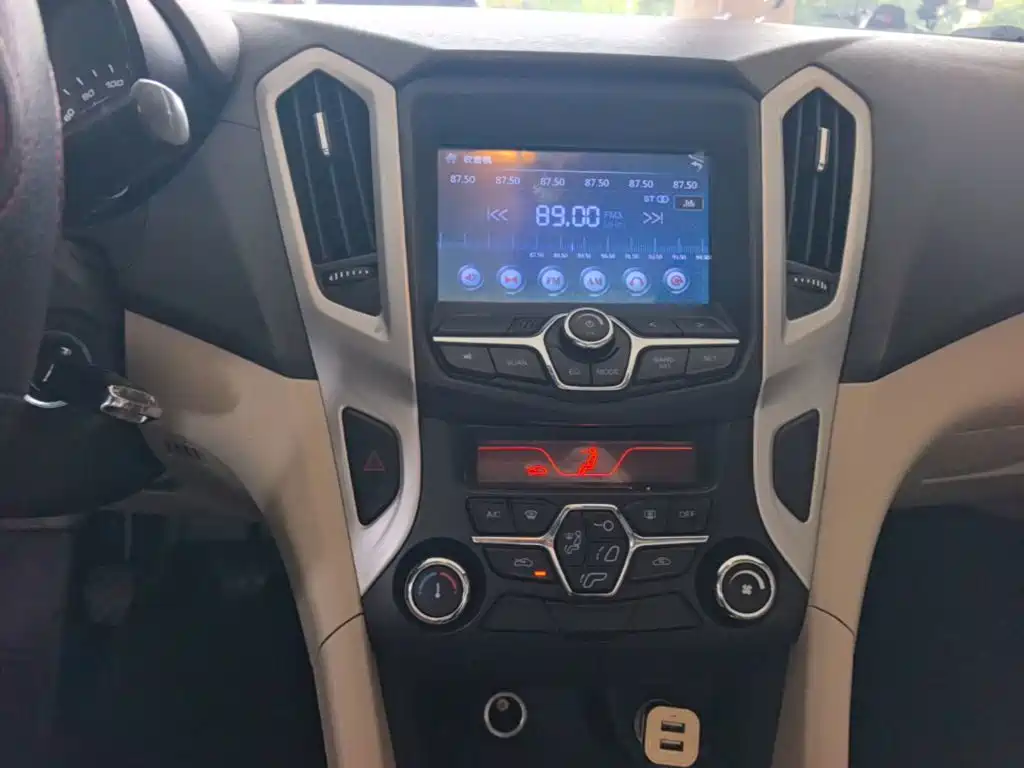 Chery Arrizo 7 — миниатюра 13