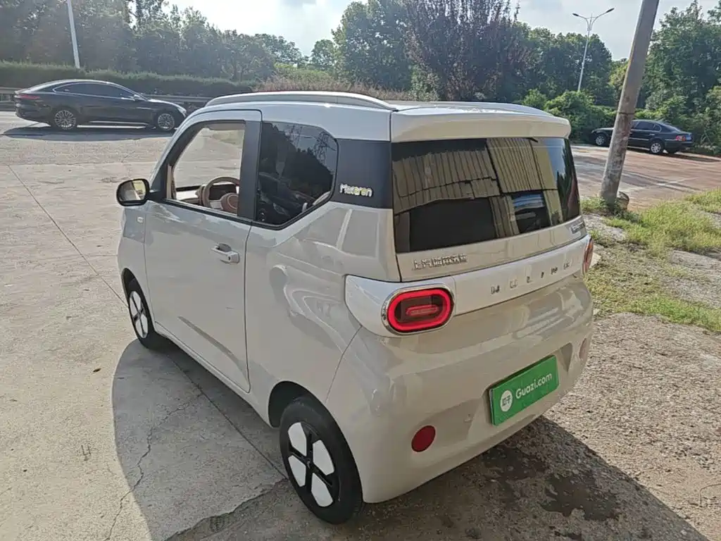 Wuling MINIEV — миниатюра 5