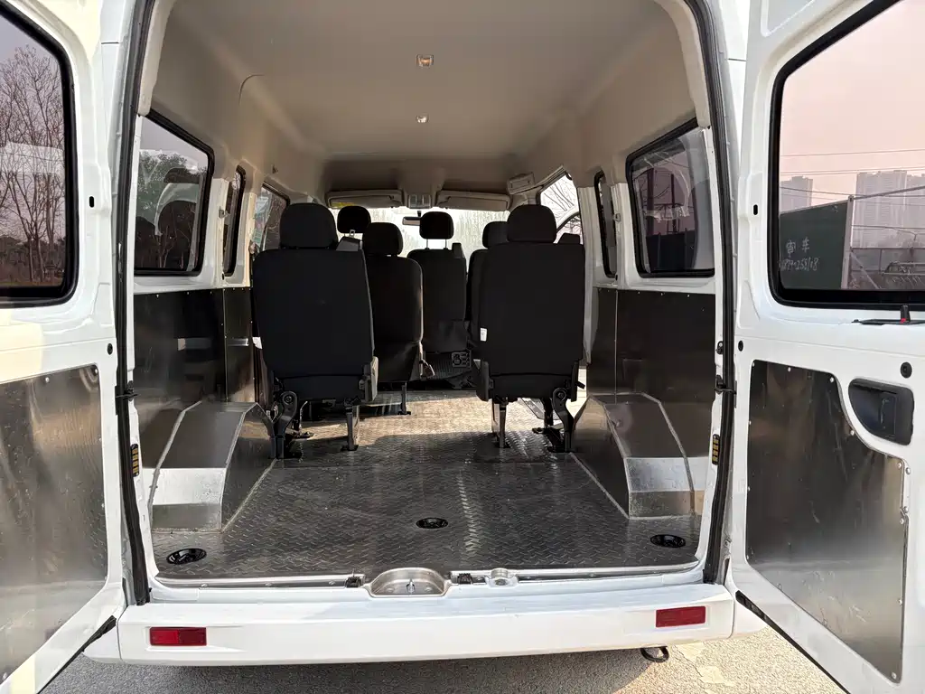 SAIC MAXUS XINTU V80