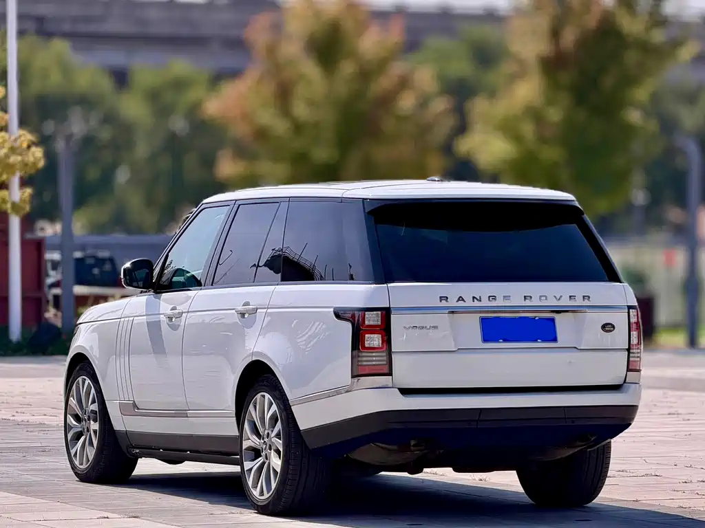 Land Rover Range Rover 2013 NA 5.0 V8 Vogue