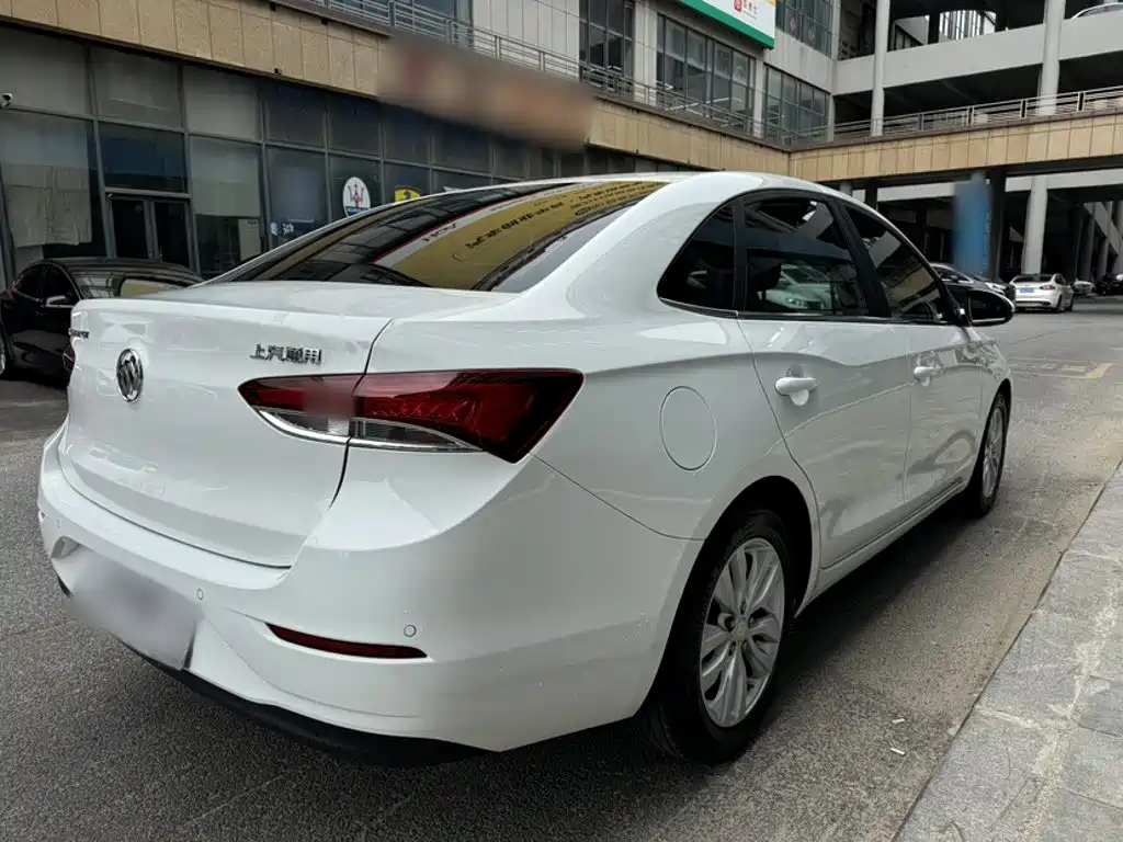 Buick Excelle — миниатюра 8