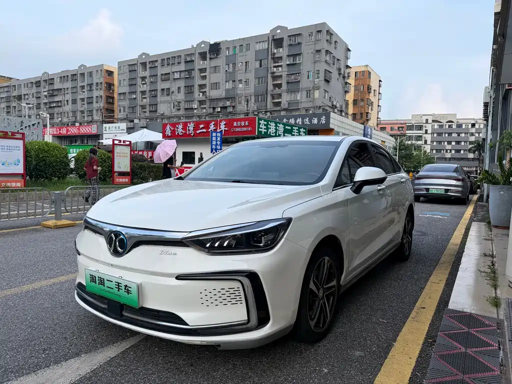 BAIC EU5 — миниатюра 2