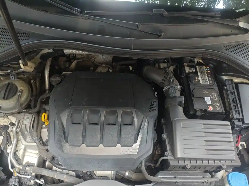 Volkswagen Tiguan L — миниатюра 21