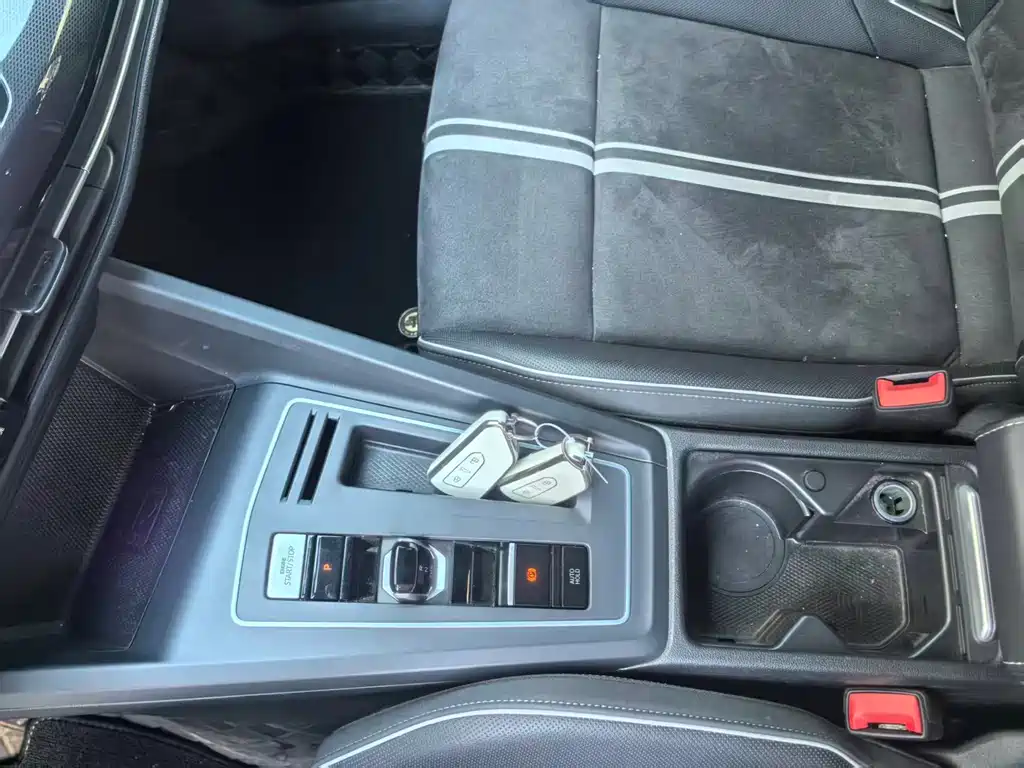 Volkswagen Golf — миниатюра 14
