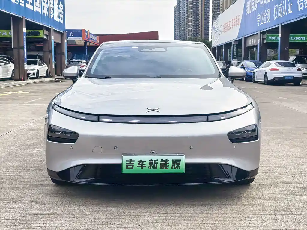 XPeng P7 — миниатюра 2