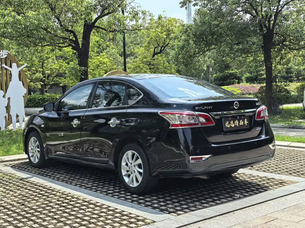 Nissan Sylphy — миниатюра 7