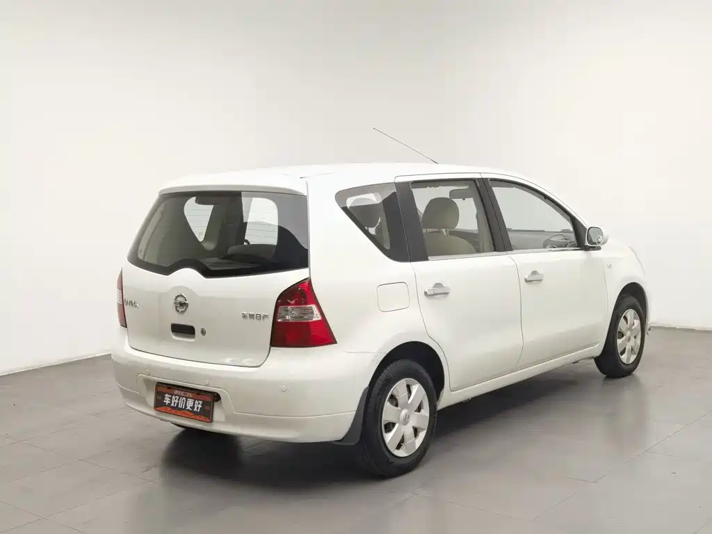 Nissan Livina — миниатюра 2