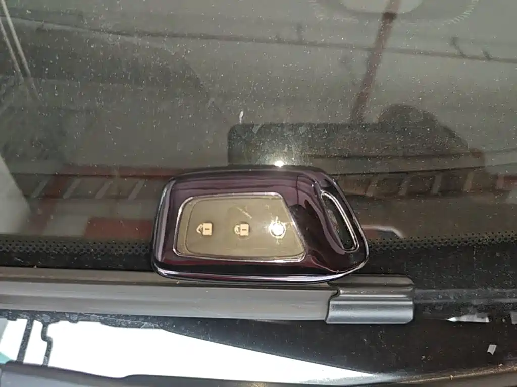 Wuling Nano EV — миниатюра 9