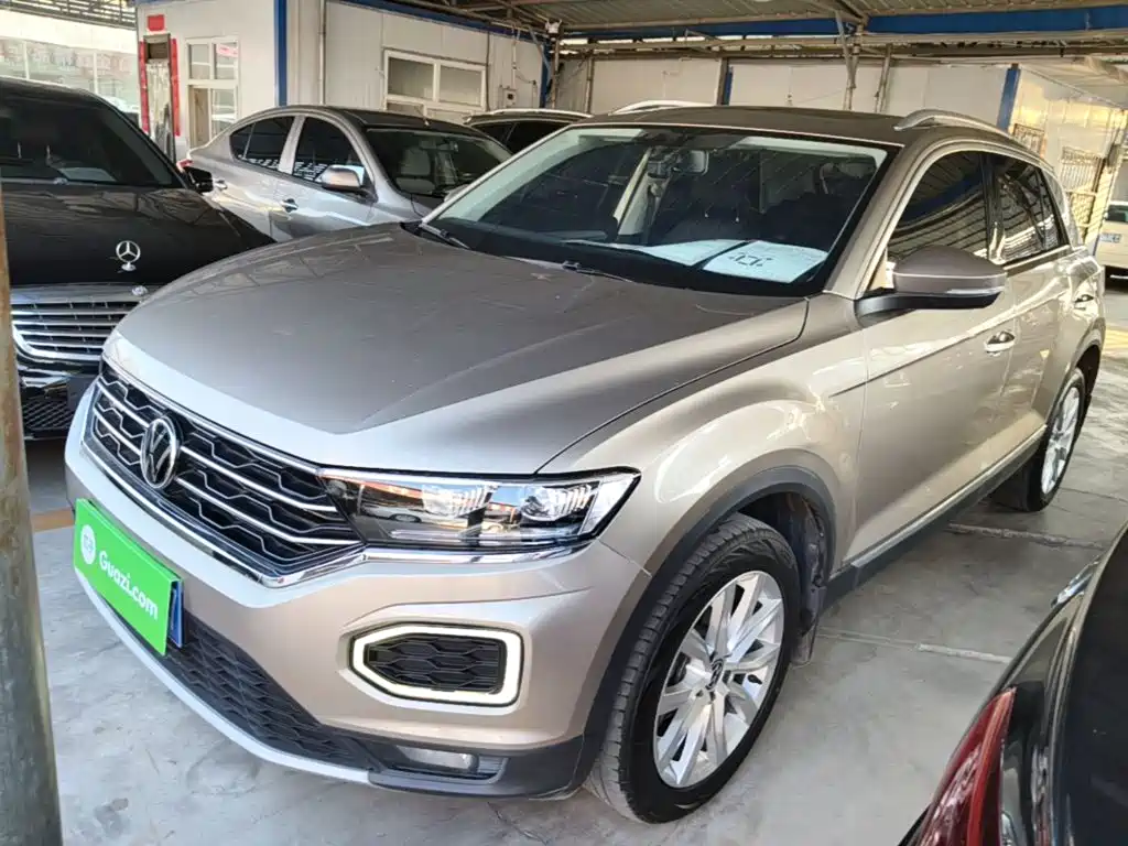 Volkswagen T-Roc — миниатюра 2