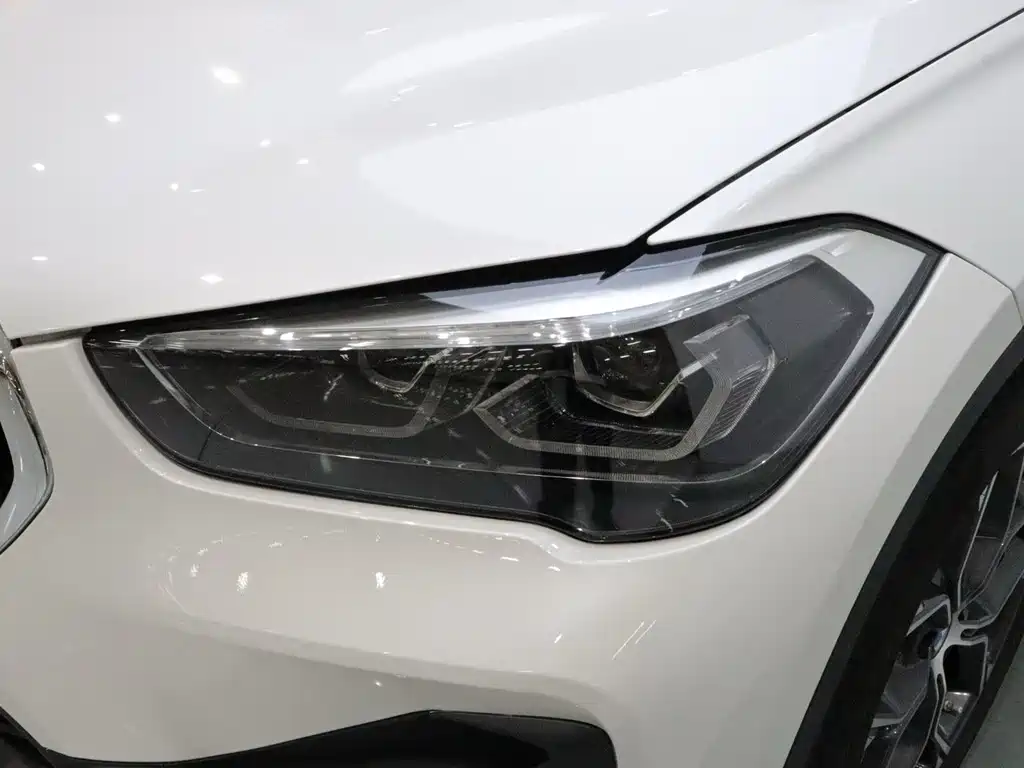 BMW X1 — миниатюра 17