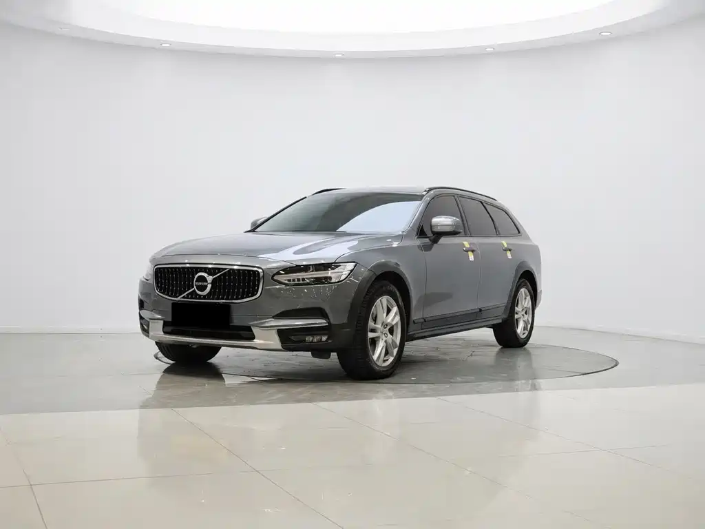 Купить Volvo V90