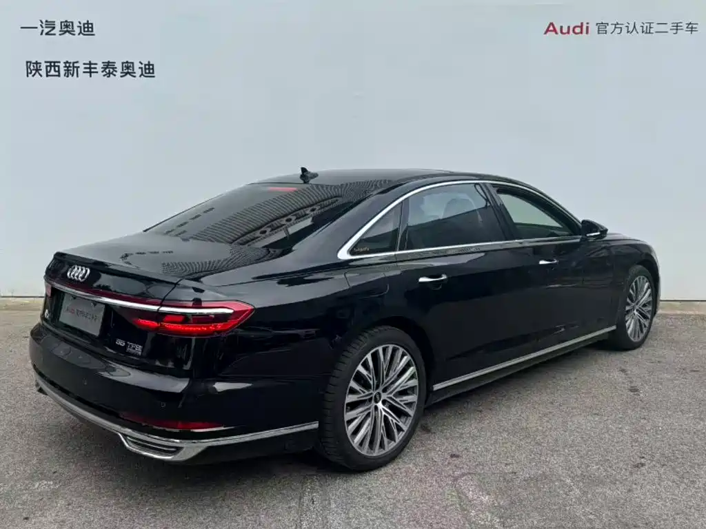 Audi A8 — миниатюра 4