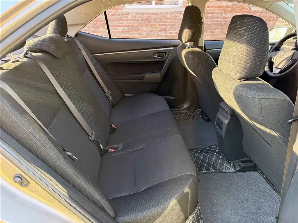Toyota Corolla — миниатюра 14