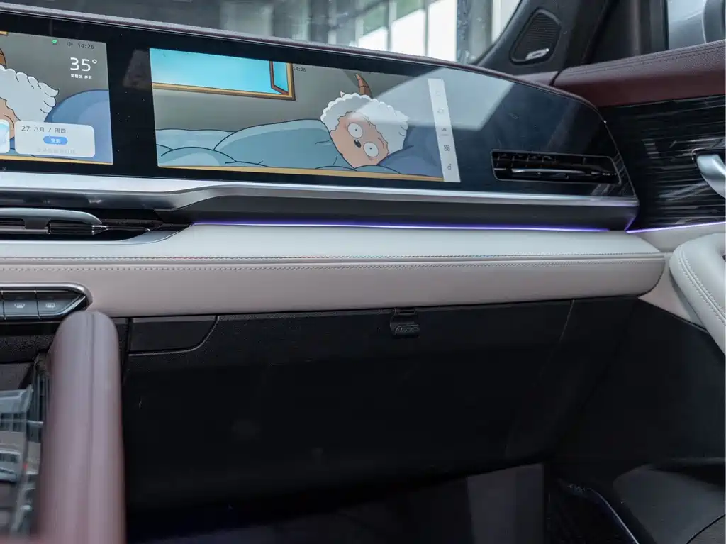Geely Xingyue L — миниатюра 19