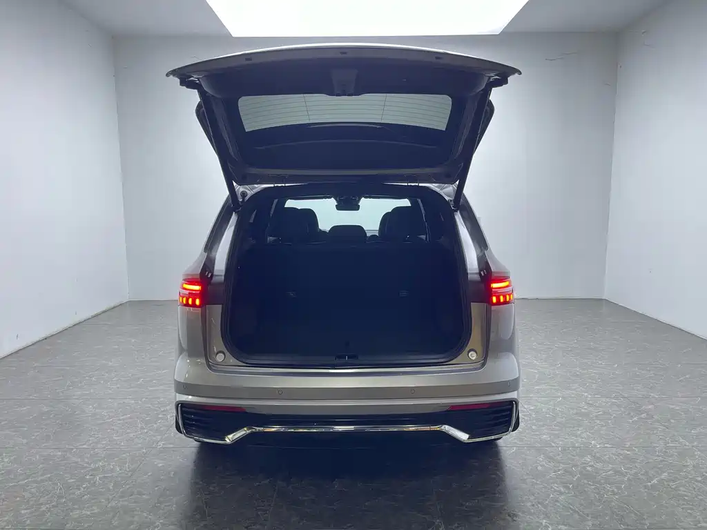 Geely Xingyue L — миниатюра 7