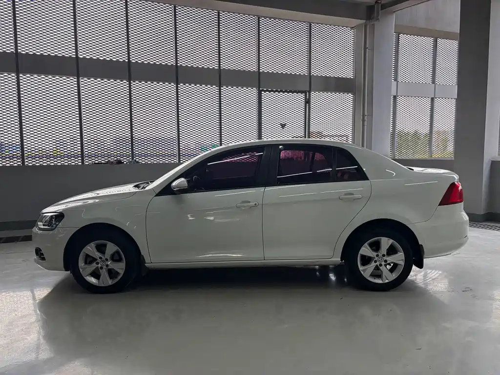 Volkswagen Bora — миниатюра 12