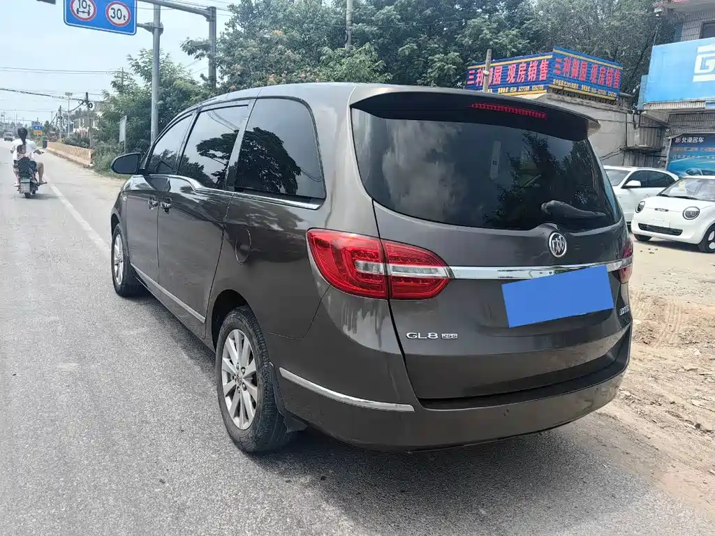 Buick GL8 2017 25S Luxury V