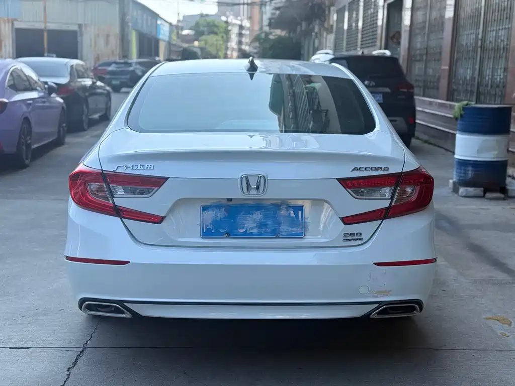 Honda Accord 2018 260TURBO Elite V
